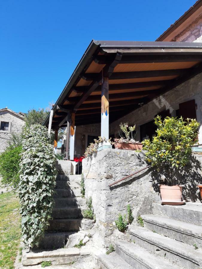Casa Gaia Hum Exterior foto